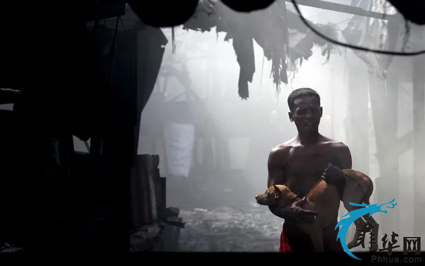 疫情下的菲律宾贫民窟：饥饿可能比病毒先杀死我们w10.jpg