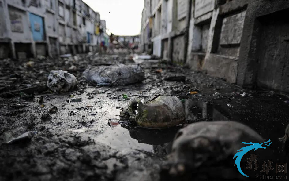 疫情下的菲律宾贫民窟：饥饿可能比病毒先杀死我们w8.jpg