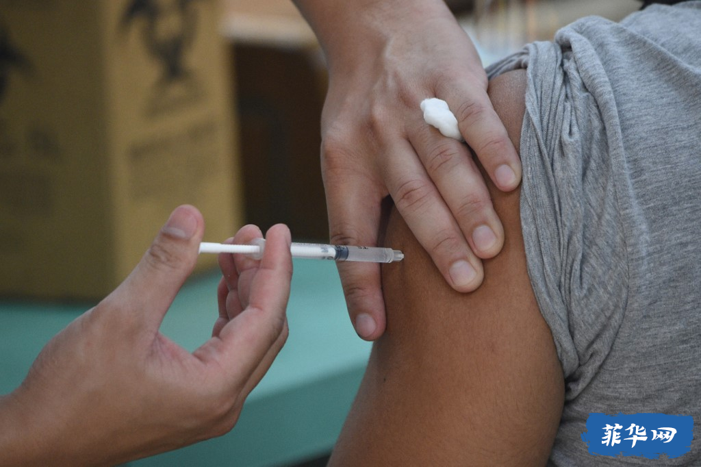 现有病例又升至近一个月高位！菲卫生部: 民众可在非居住地接种新冠疫苗，全国30%人口接种疫苗后才能放宽限制w4.jpg