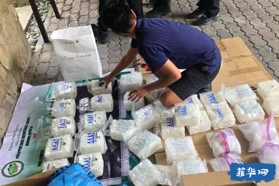 ​4 名中国人涉嫌2.62 亿比索毒品，今早在菲律宾警方诱买行动中被捕//​男子持仿制枪抢劫便利店30分钟后被捕w4.jpg