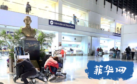 仍滞留马尼拉国际机场，移民局为外国游客开绿灯w4.jpg