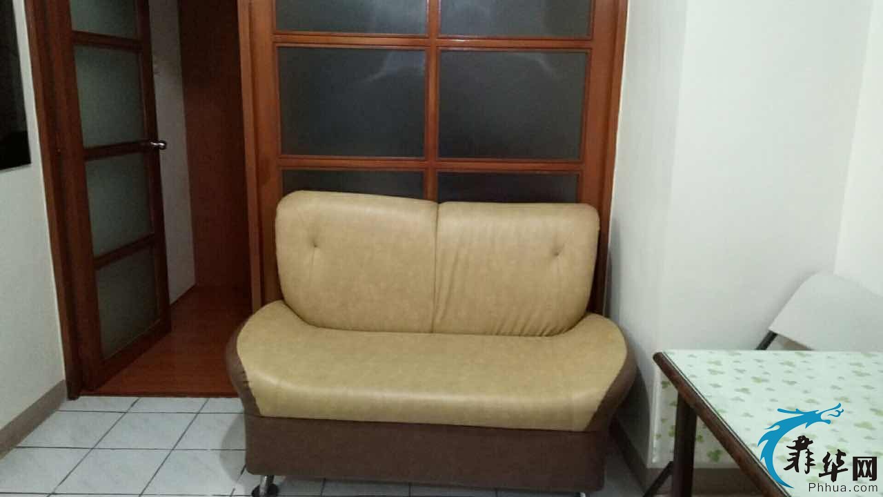 438700517.jpg
