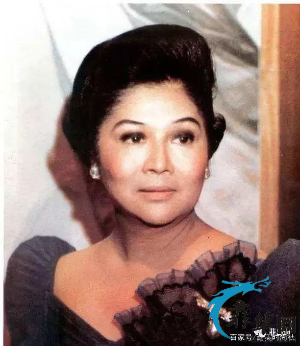 菲律宾前第一夫人为美挥霍无度，一天换10件裙子，洗脸盆都是金w1.jpg