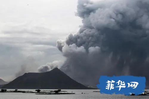 菲律宾塔尔火山继续排放大量二氧化硫w7.jpg