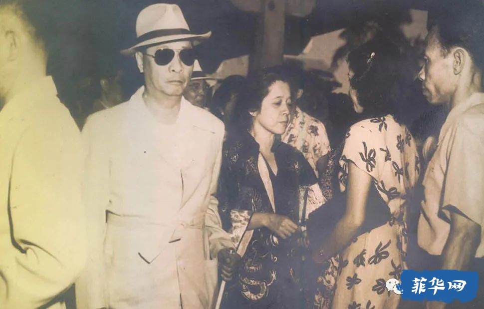 这位菲律宾前总统深受民众爱戴，其中一个原因，竟是他非凡的衣品w11.jpg