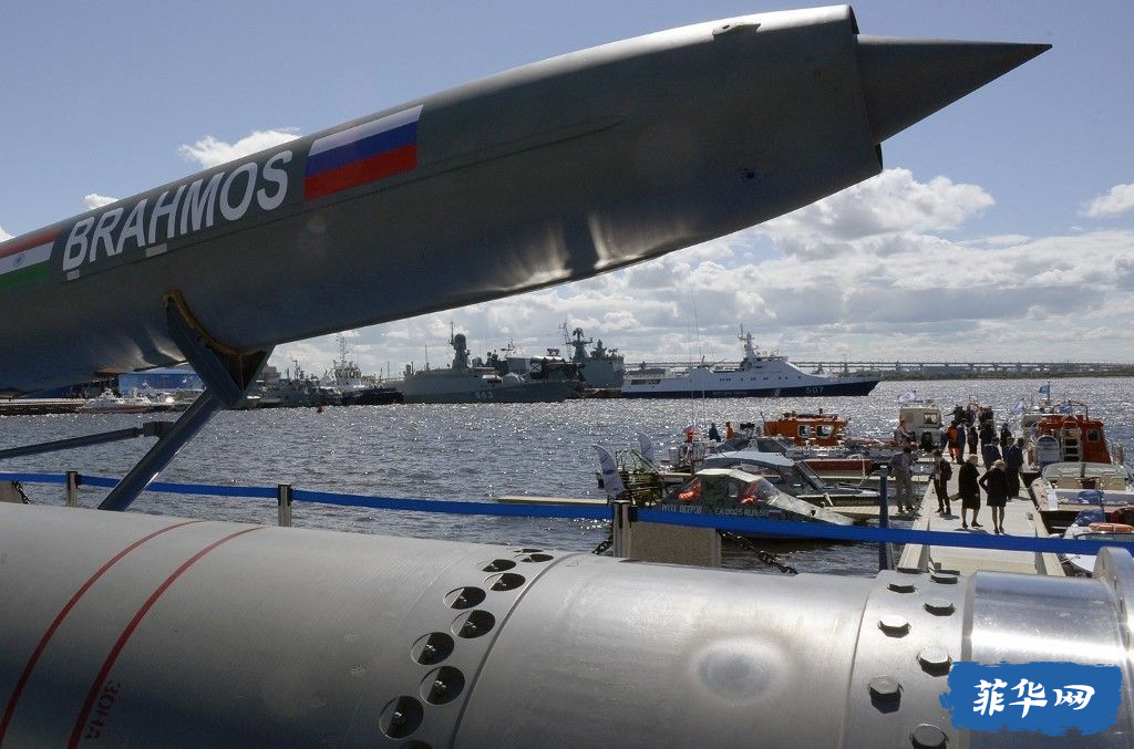 ​菲律宾政府同意3.75 亿美元购买印度反舰导弹系统w5.jpg