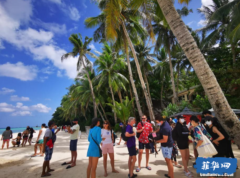 菲律宾邀请国际媒体访长滩，长滩游客人数超上限w3.jpg