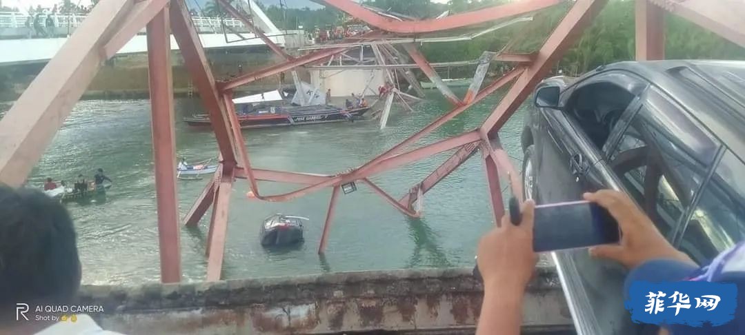薄荷岛景点洛博河上老桥垮塌，4死18获救w10.jpg