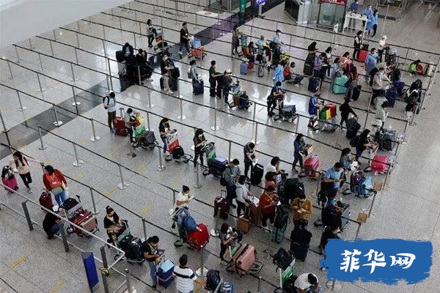 香港再放宽入境旅客的新冠检疫规定，缩短酒店隔离期​。​w5.jpg