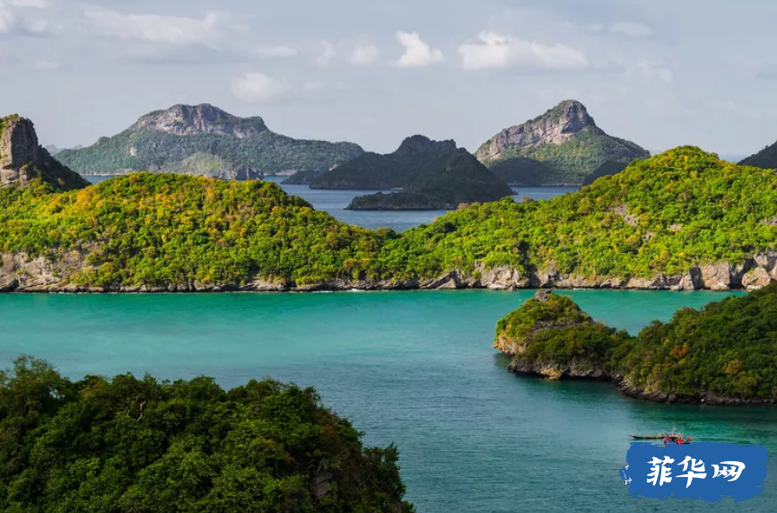 《漫旅》及其全球25大最受欢迎岛屿榜单，今年长滩岛再次上榜。w13.jpg