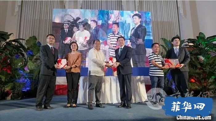 菲律宾副总统萨拉: 达沃已经向中国出口第一批榴莲w11.jpg