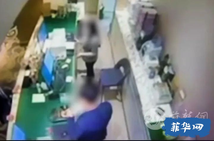 菲律宾部长被困电梯2小时!|张某涉嫌洗钱被捕|员工"监守自盗" 赌场损失600万|移民官勒索被捕外国人? 局长令调查w12.jpg