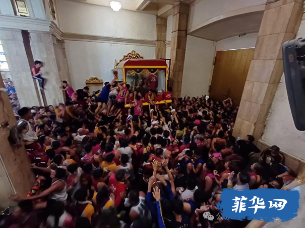 大胆！黄某使用伪造签证入境菲律宾！||  女子前往广州被拦下！||  70万信徒涌向溪啊婆教堂！w12.jpg