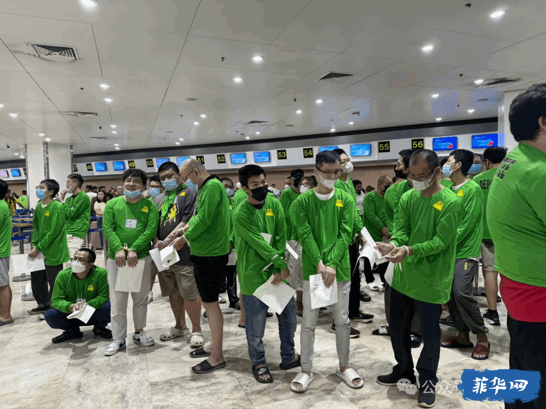 ​被菲律宾高官的行为惊掉了大牙，天下乌鸦原来一般黑