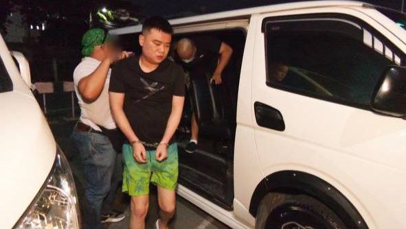 #T1万国村别墅区抓中国人后续 移民局:基于情报! 37名中国人非法从事零售被捕 ... ...