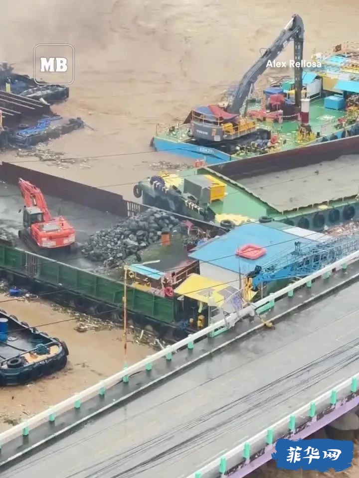 台风格美让大半个中国“泡咖啡”，湖南山体滑坡15人死亡，马尼拉湾沉船漏油受控附近另有油轮倾覆，朝鲜和日本亦有多人因洪水死亡w15.jpg