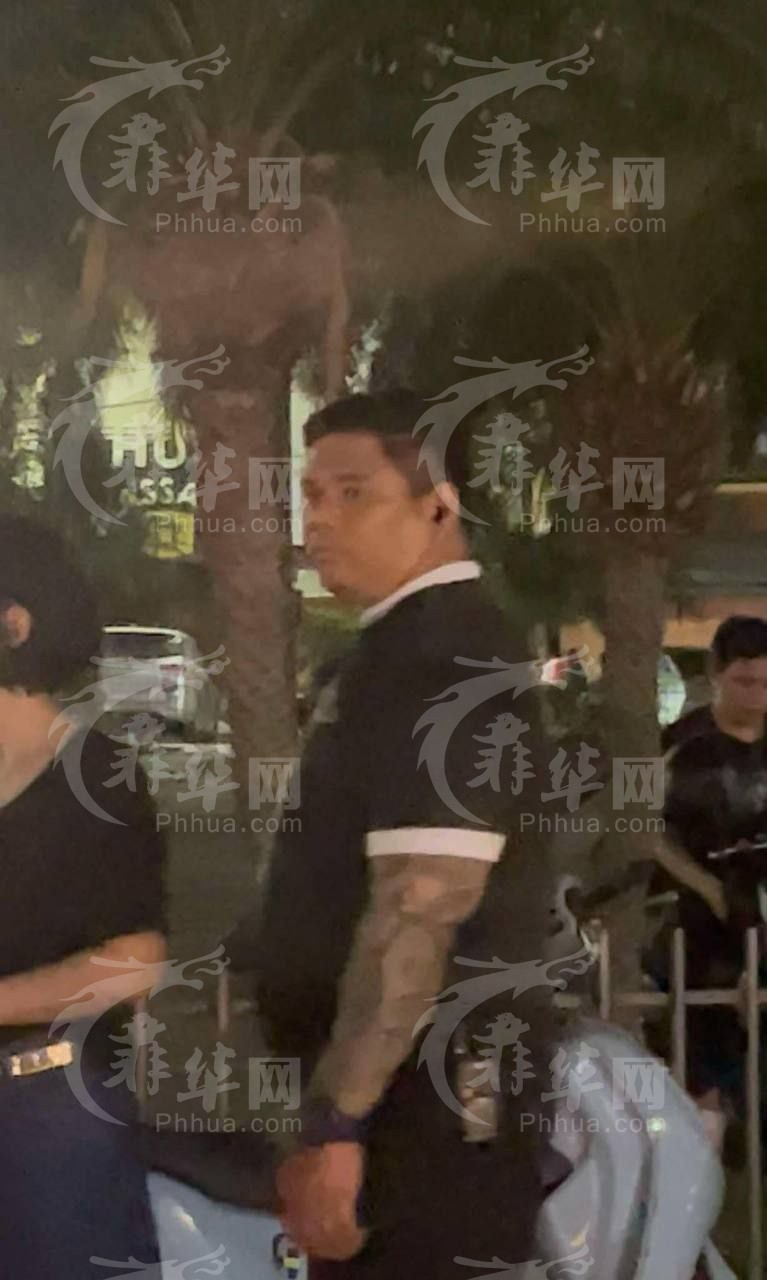 小心zzyzx的这个傢伙，这个傢伙把女孩给了我，那个女孩偷了我房间裡的钱