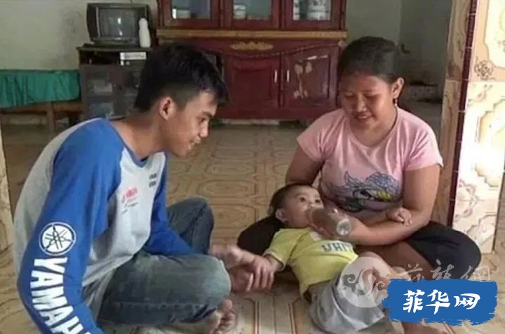 六个月的婴儿每天要喝五杯咖啡？竟是因为父母买不起奶粉！w13.jpg
