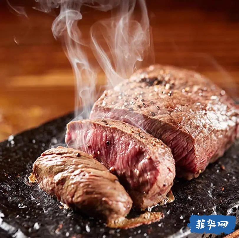 日本知名牛排馆竟在菲律宾！用富士山熔岩石现烤，熟度你来定！w17.jpg