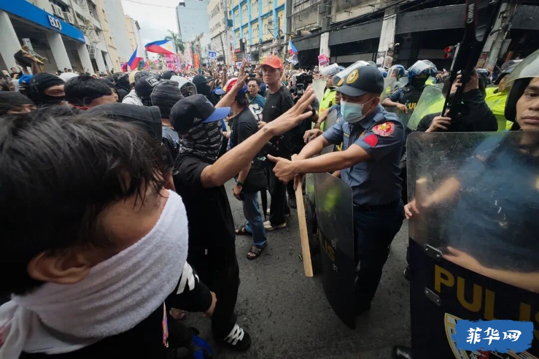 马尼拉反腐抗议中1身亡、48送医、216被捕w9.jpg