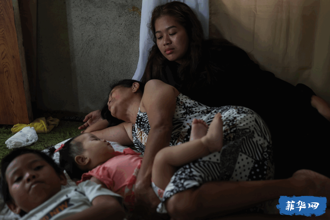 为了更好的生活她不得不离开年仅7个月的女儿——一位菲律宾移民母亲在中国台湾的奋斗w13.jpg